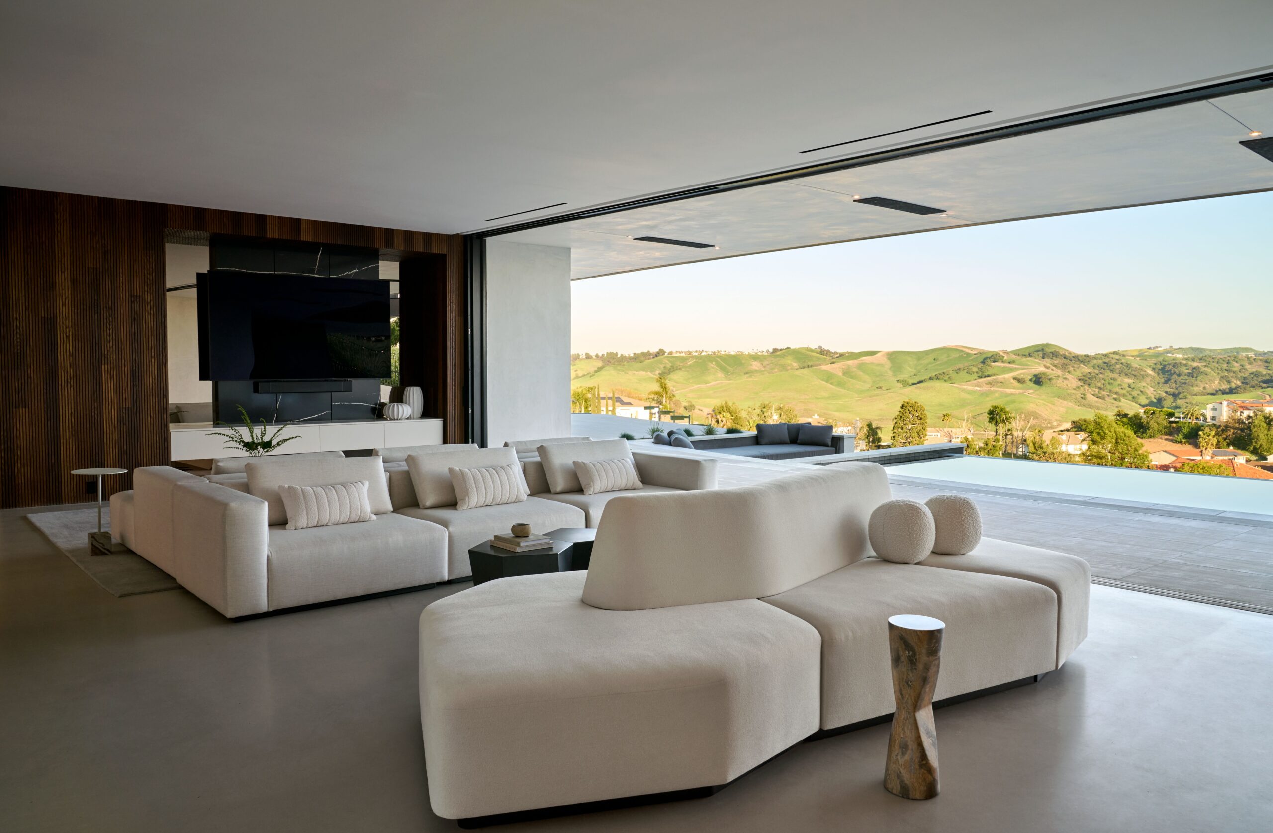 Nina Magon Studios - Top Luxury modern sophisticated Interior Design - London, New York, Palm Beach, LA, Dallas